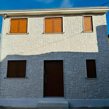 Dom wakacyjny Stone House Moca *