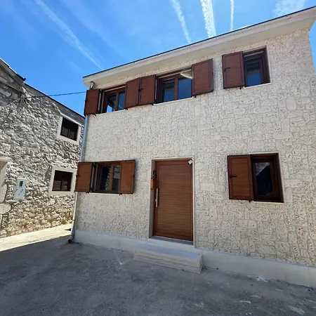 Stone House Moca * Sukošan