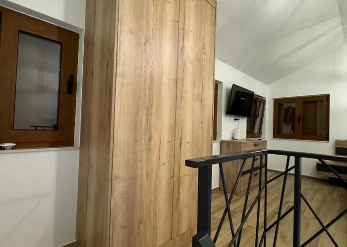 Vikendica Stone House Moca