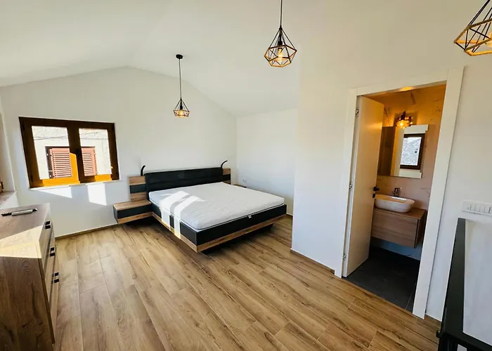 Stone House Moca Vikendica