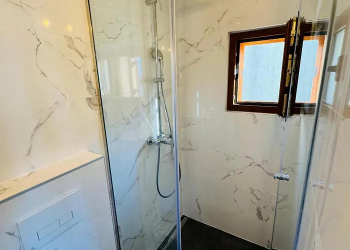 Stone House Moca Vikendica *