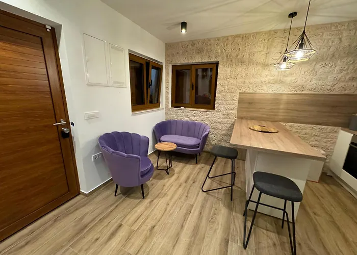 Vikendica Stone House Moca *